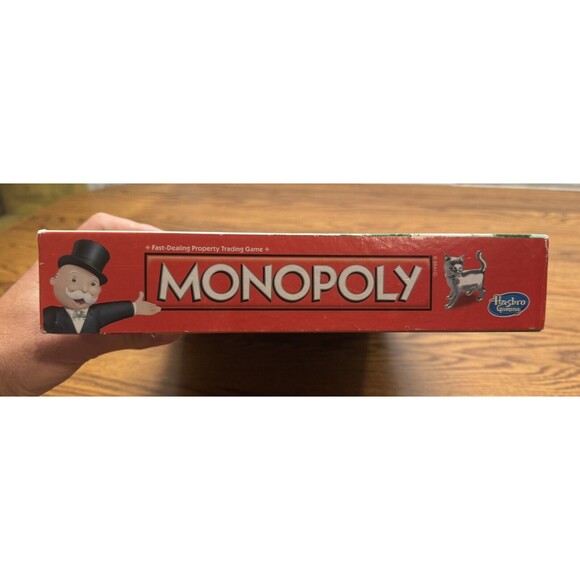 Monopoly Hasbro Gaming Fast-Dealing Property Trading Game‎  2014 - Picture 5 of 13